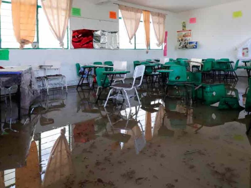 1 escuela sigue sin clases en la sierra y 8 más remotamente 1 escuela sigue sin clases en la sierra y 8 más remotamente