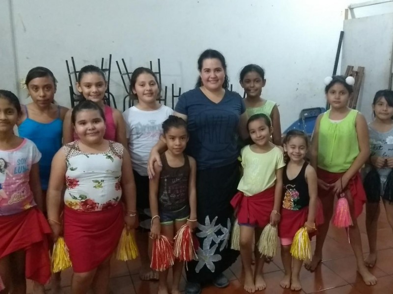 10 años impartiendo clases de danza Polinesia