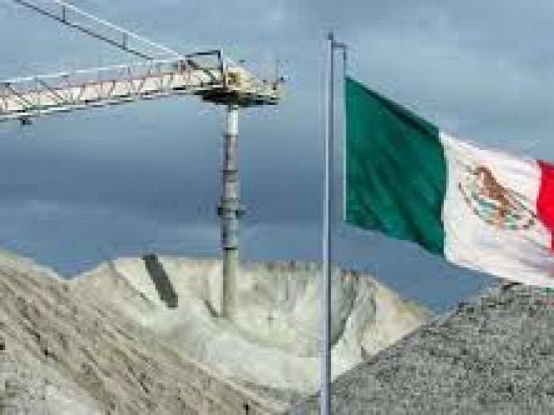 10 años sin extraer litio en México, especialistas