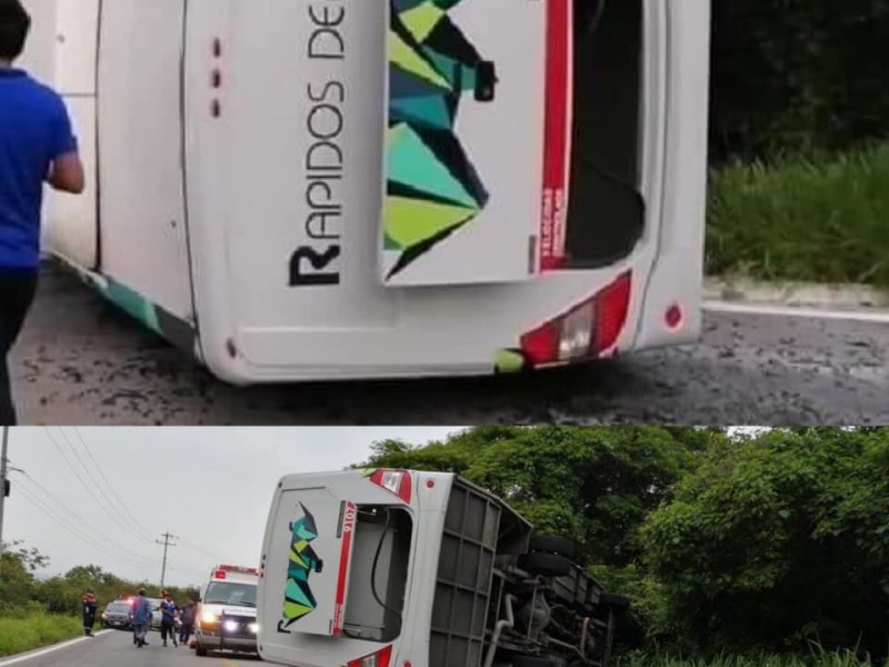 10 heridos saldo de accidente de autobus
