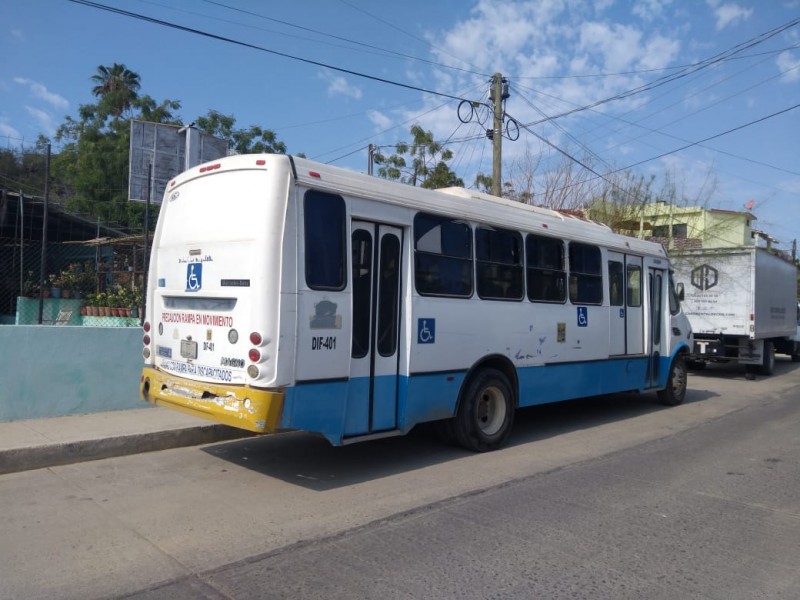 102 niños apoyados con transporte para rehabilitación: DIF