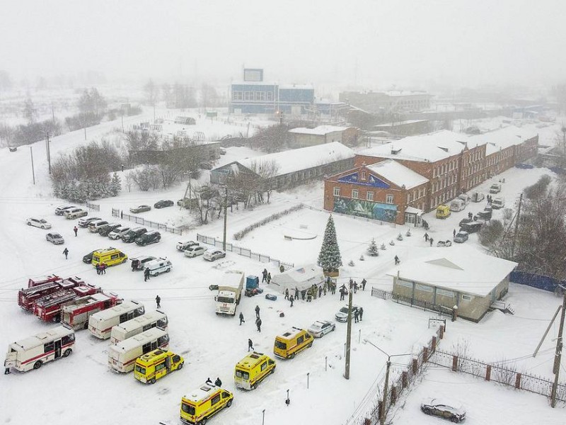 52 muertos tras accidente en mina rusa