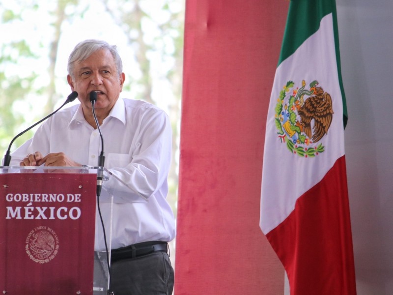 12 colonias de Morelia beneficiadas: AMLO