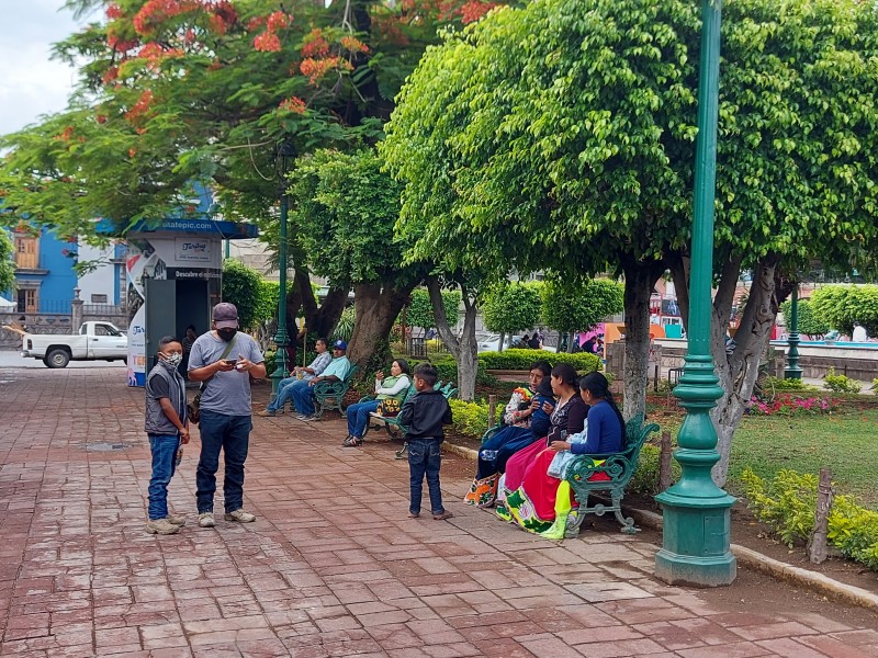 13 mujeres y  3 hombres. los nuevos contagios hoy