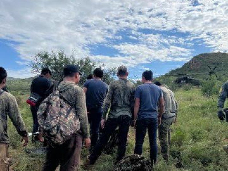 13 Personas indocumentadas aseguradas al norte de Nogales, Arizona