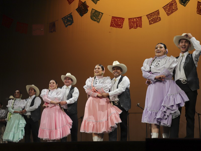 13º Aniversario del Ballet Folklórico del municipio de Querétaro