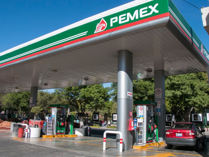 14.98 pesos costo promedio de la gasolina en Querétaro