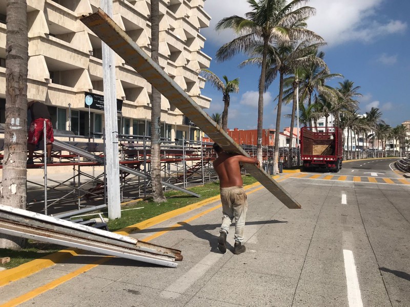 15 días durará el retiro de gradas sobre el bulevar