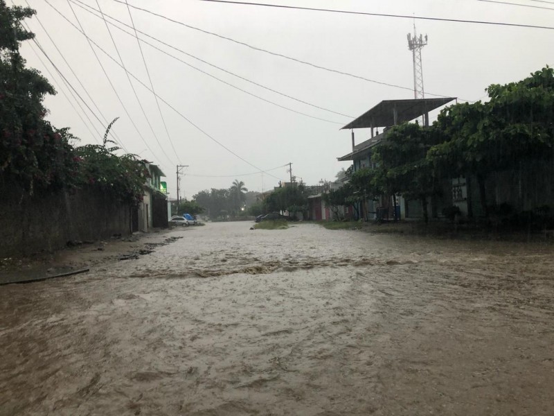 150 municipios oaxaqueños en riesgo por lluvias; CEPCO