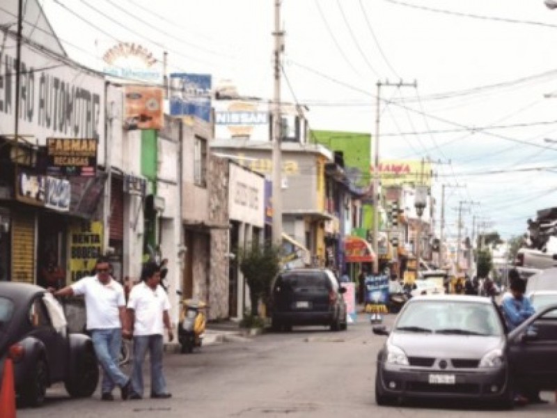 $15,000 tarifa de cobro de piso en la 46 poniente