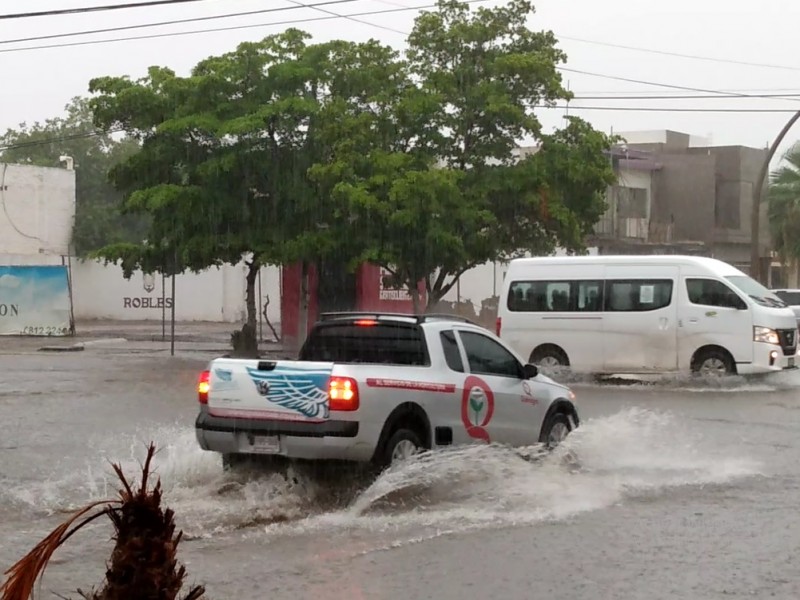 160 mm de lluvia cayeron en Los Mochis