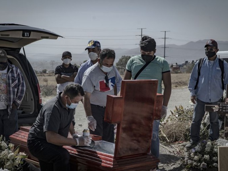 183 mil 692 personas han muerto por Covid-19 en México