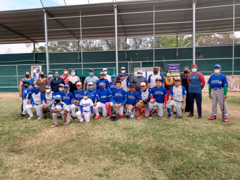 19 años de la academia de béisbol infantil Juchitán