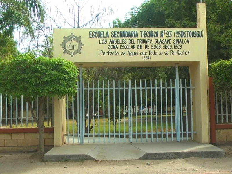 2 escuelas de Guasave suspenden clases por Covid