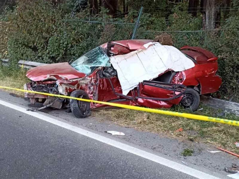 2 muertos y 3 heridos choque México-Toluca