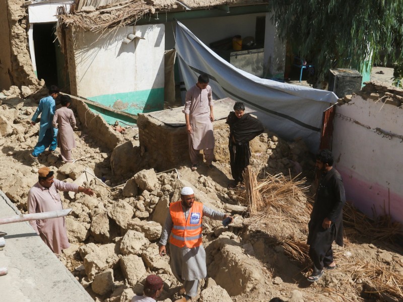 20 muertos por sismo de 5.9 en Pakistán