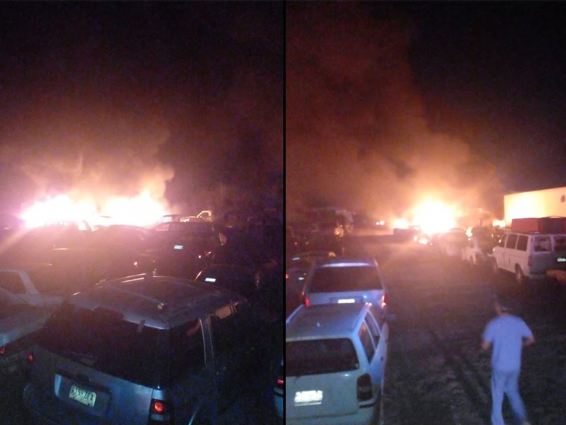 200 autos afectados por incendio en Nuevo León