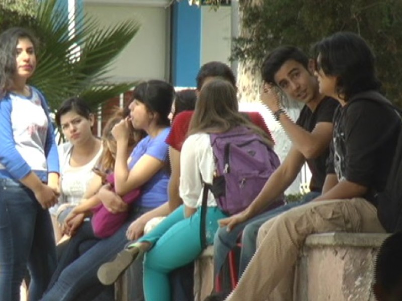 Solo 200 plazas y mil 600 aspirantes a medicina