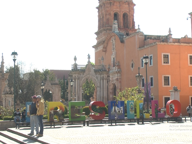 200 trabajadores del ayuntamiento de Fresnillo retirados en 2022