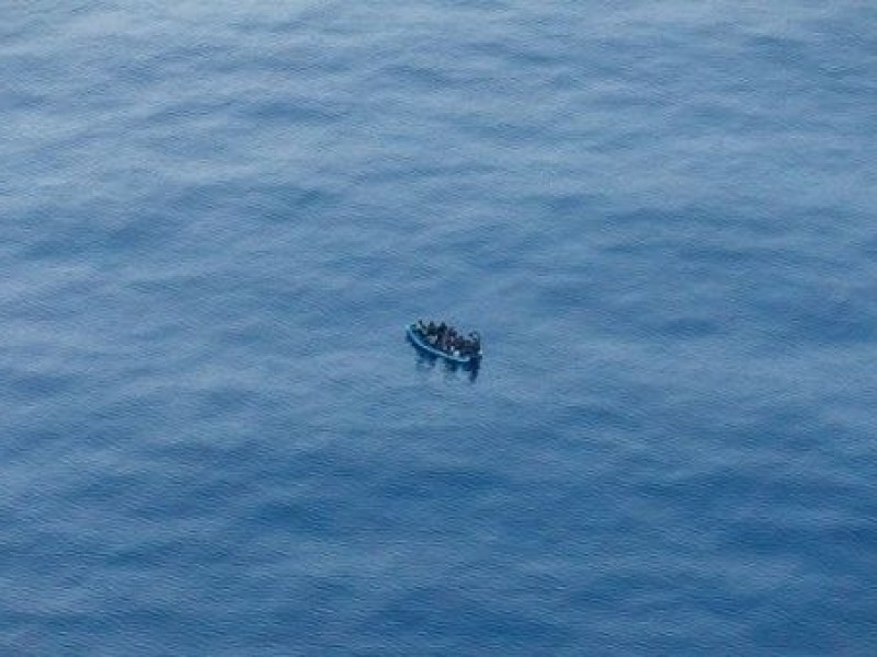 22 muertos en naufragio migrante en Libia