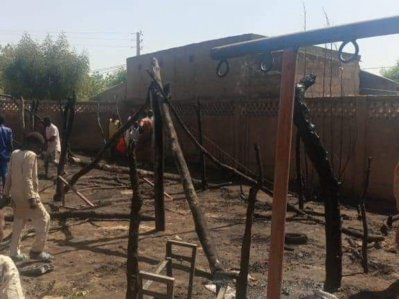 22 niños muertos tras incendio de escuela en Níger