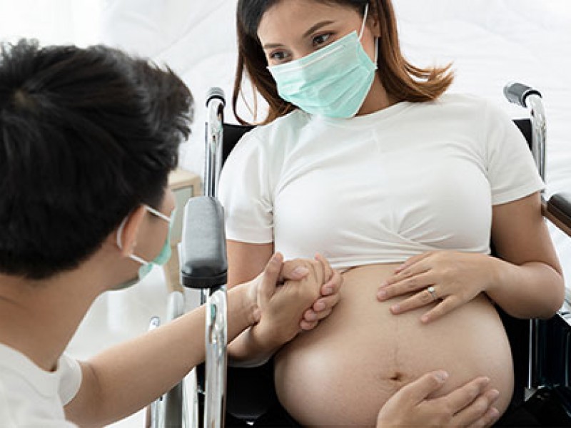 225 mujeres embarazadas han contraído COVID-19 en Puebla