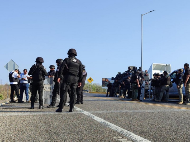 27 detenidos en tras desalojo de habitantes de Mitontic