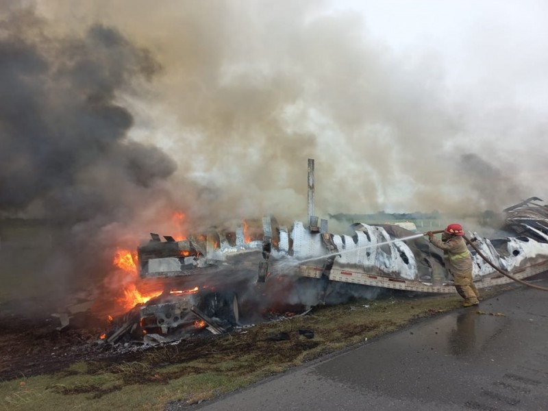 Suman 27 muertos por choque en carretera de Tamaulipas