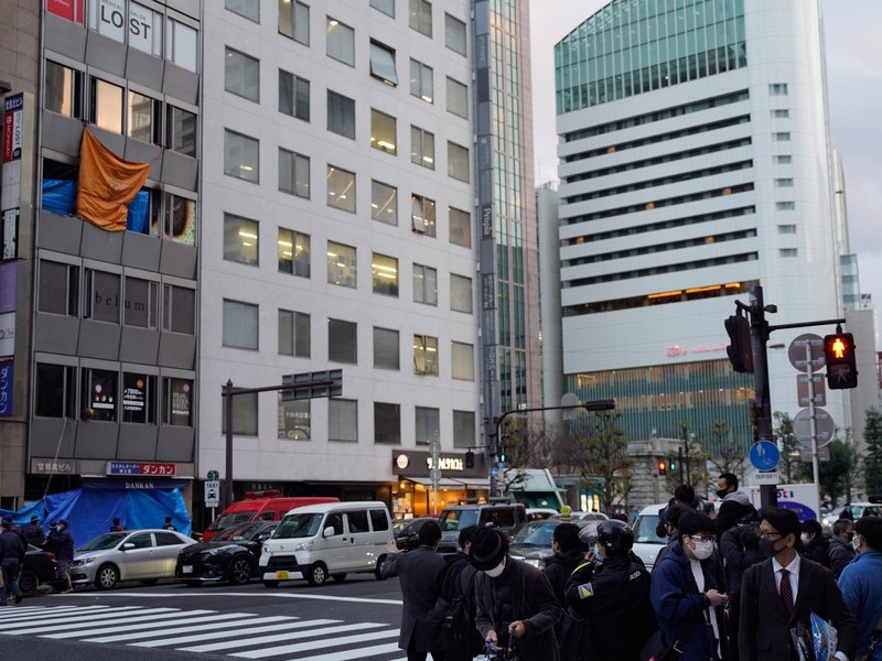 27 muertos tras incendio de edificio en Japón