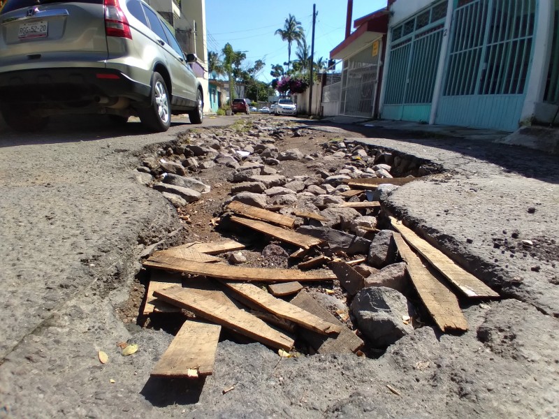 3 años esperando la reparación de la calle durazno