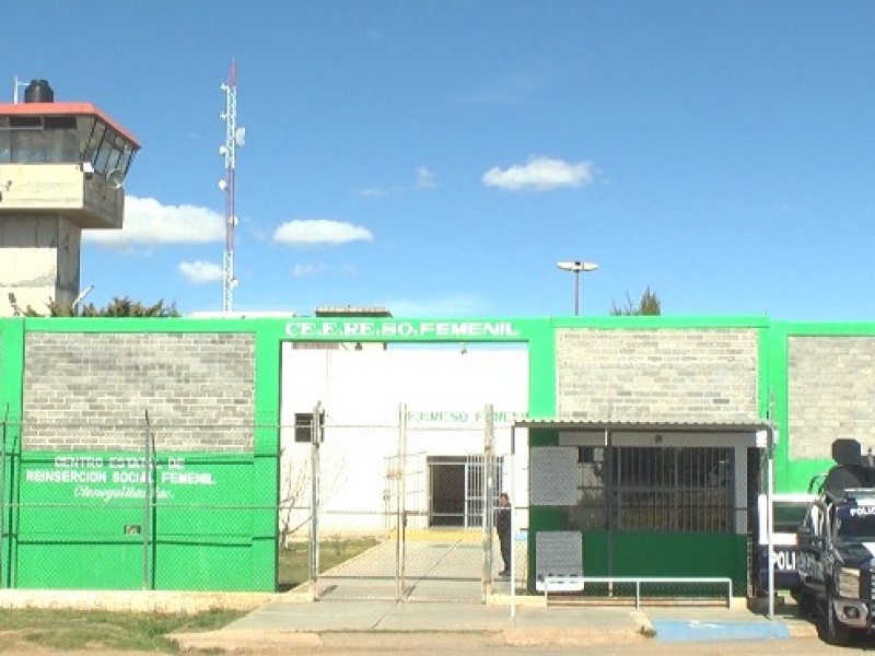 3 contagios en penal femenil:CDHEZ