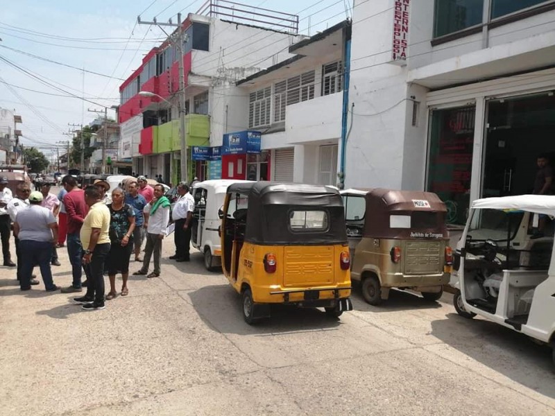 30 mototaxis detenidos en operativos