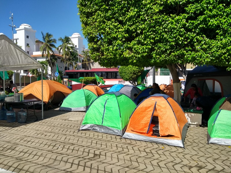 300 acuicultores se plantan en Conapesca