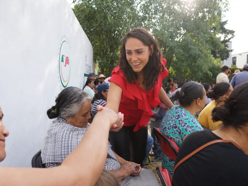 33 de cada 100 hogares, están a cargo de mujeres