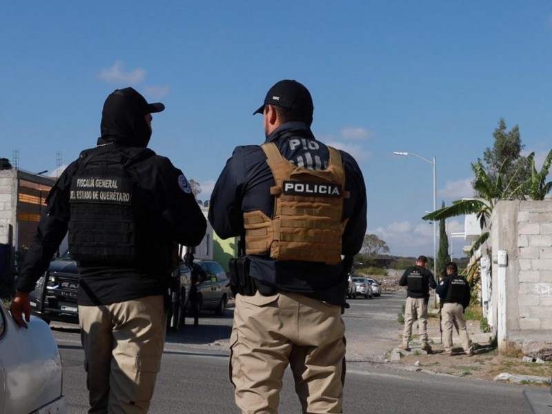 4 detenidos tras cateos de FGE en SJR