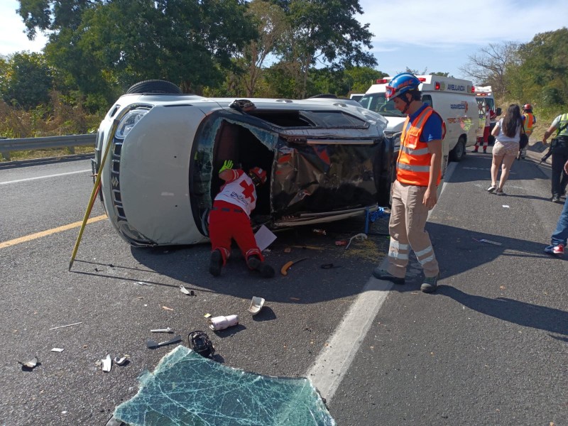 4 lesionados dejó choque en autopista Tepic-Mazatlán