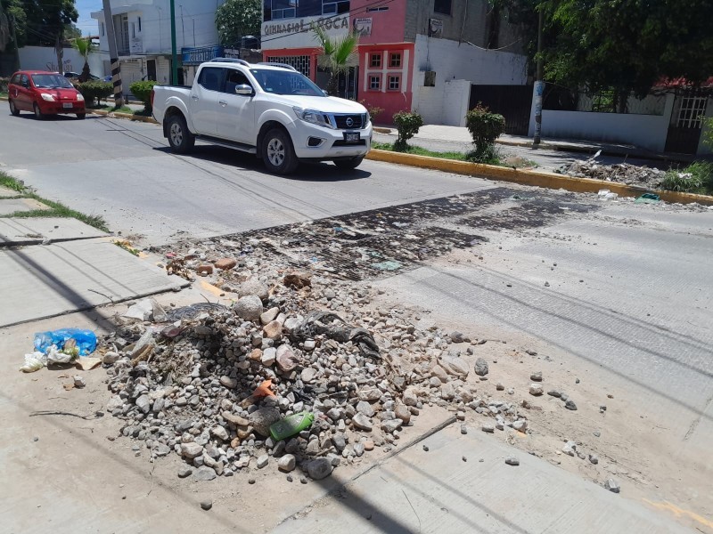 4 mil pesos de multa por tener escombro en la calle
