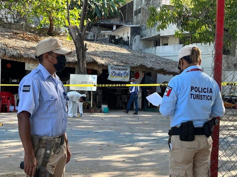4 muertos balacera en playa de Acapulco