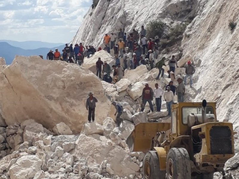 4 muertos por derrumbe de mina en Hidalgo