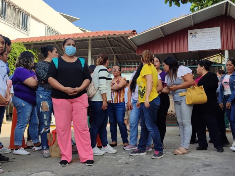 40 trabajadores de centro educativo denuncian falta de pago