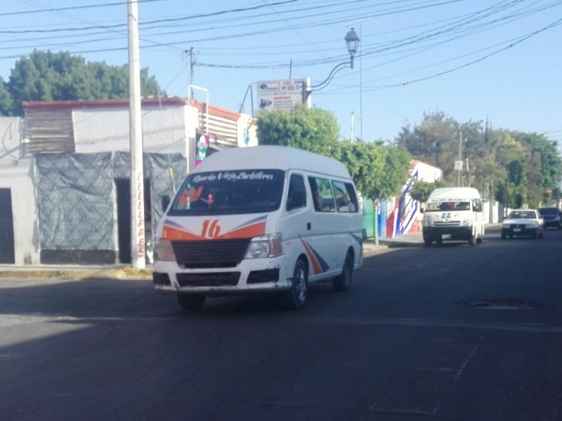 400 conductores del transporte público deben de evaluarse