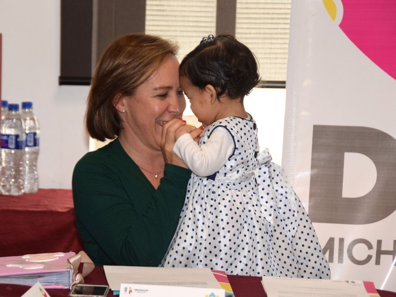 +400 menores en adopción podrán tener hogares temporales en Michoacán