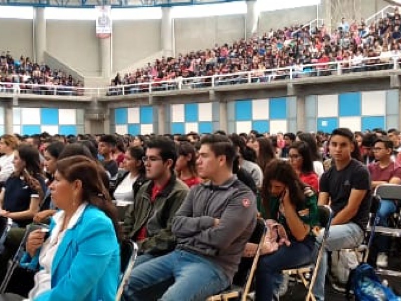 42 mil jóvenes inician carrera en la UAZ