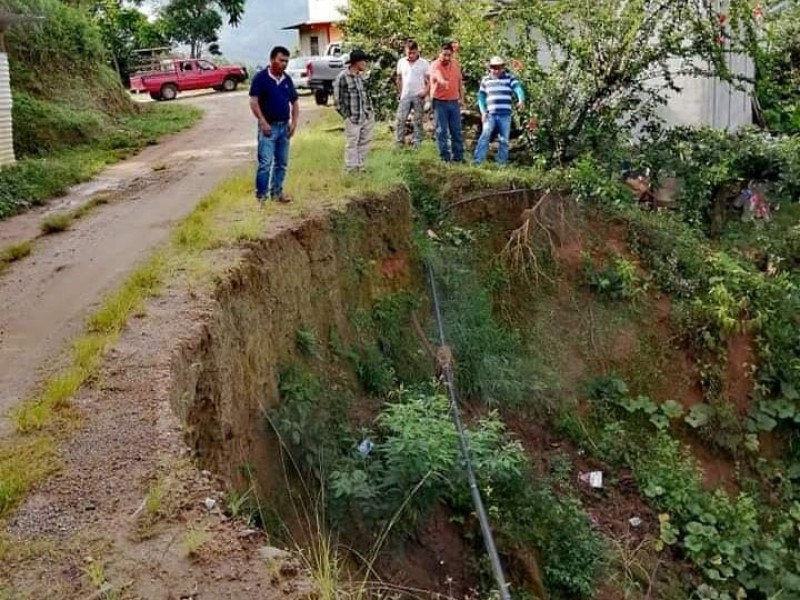 5 comunidades afectadas por sismo en Ixtlán de Juárez