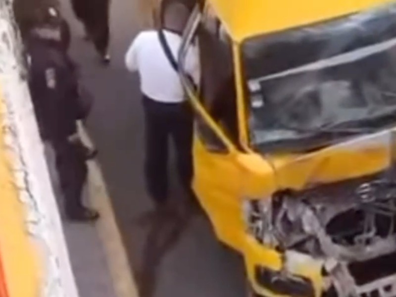5 menores de edad lesionados tras accidente en Tlalnepantla