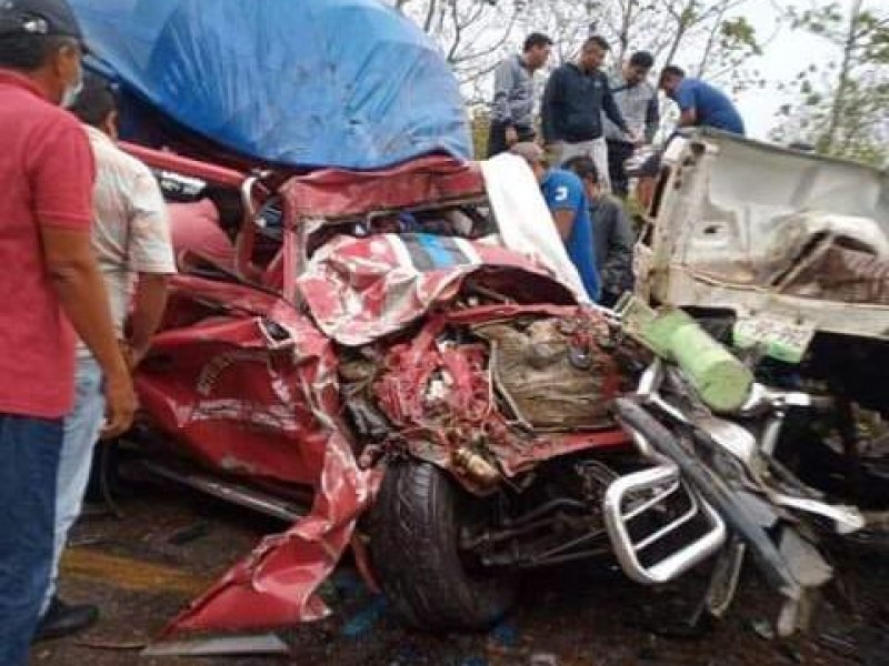 5 muertos deja trágico accidente en la carretera 185