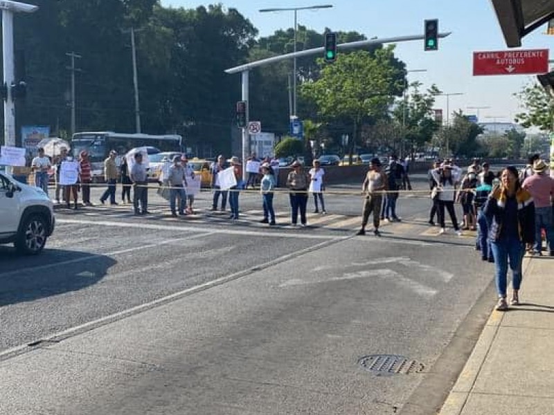 50 días sin agua potable en Panzacola; activan bloqueo carretero