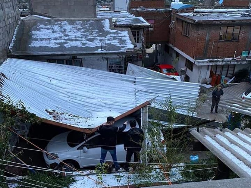 50 familias afectadas por lluvia y granizo en Tecamachalco