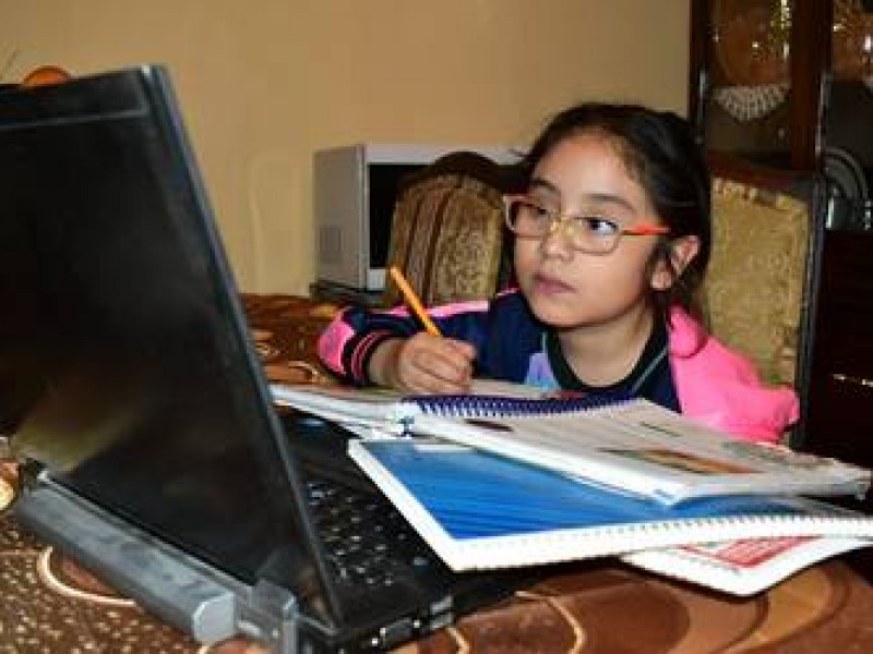506 estudiantes en Durango regresan a clases virtuales
