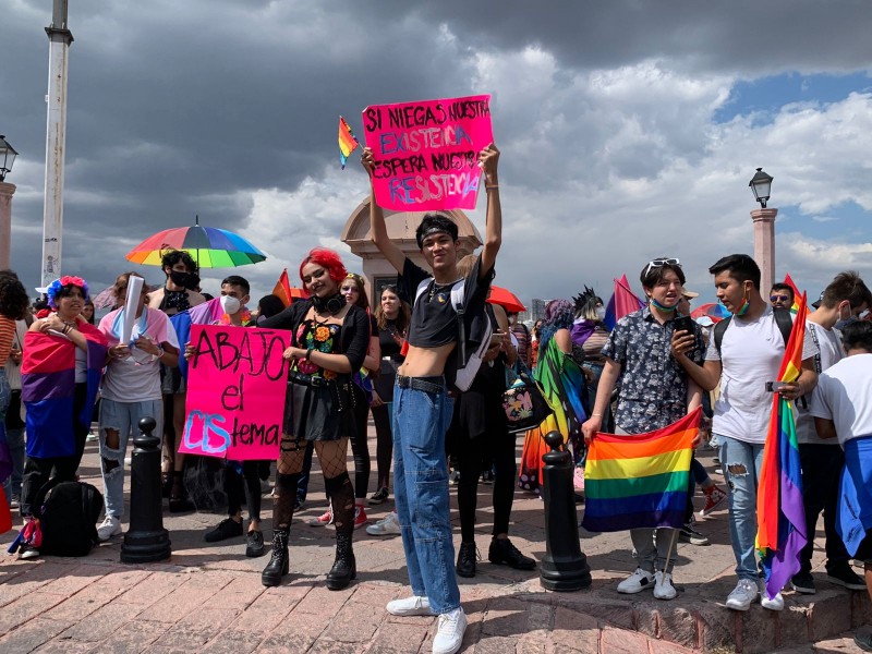 6° Marcha del orgullo LGBT+ se realizó en Querétaro